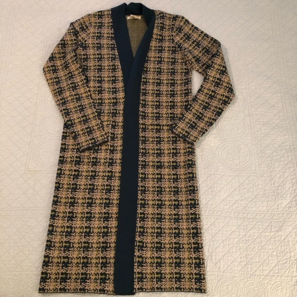 Christian Siriano long cardigan. Women’s size medium.